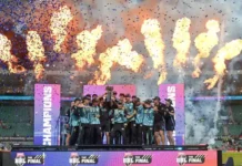 Sydney Sixers vs Brisbane Heat Match Scorecard BBL Trophy Celebration